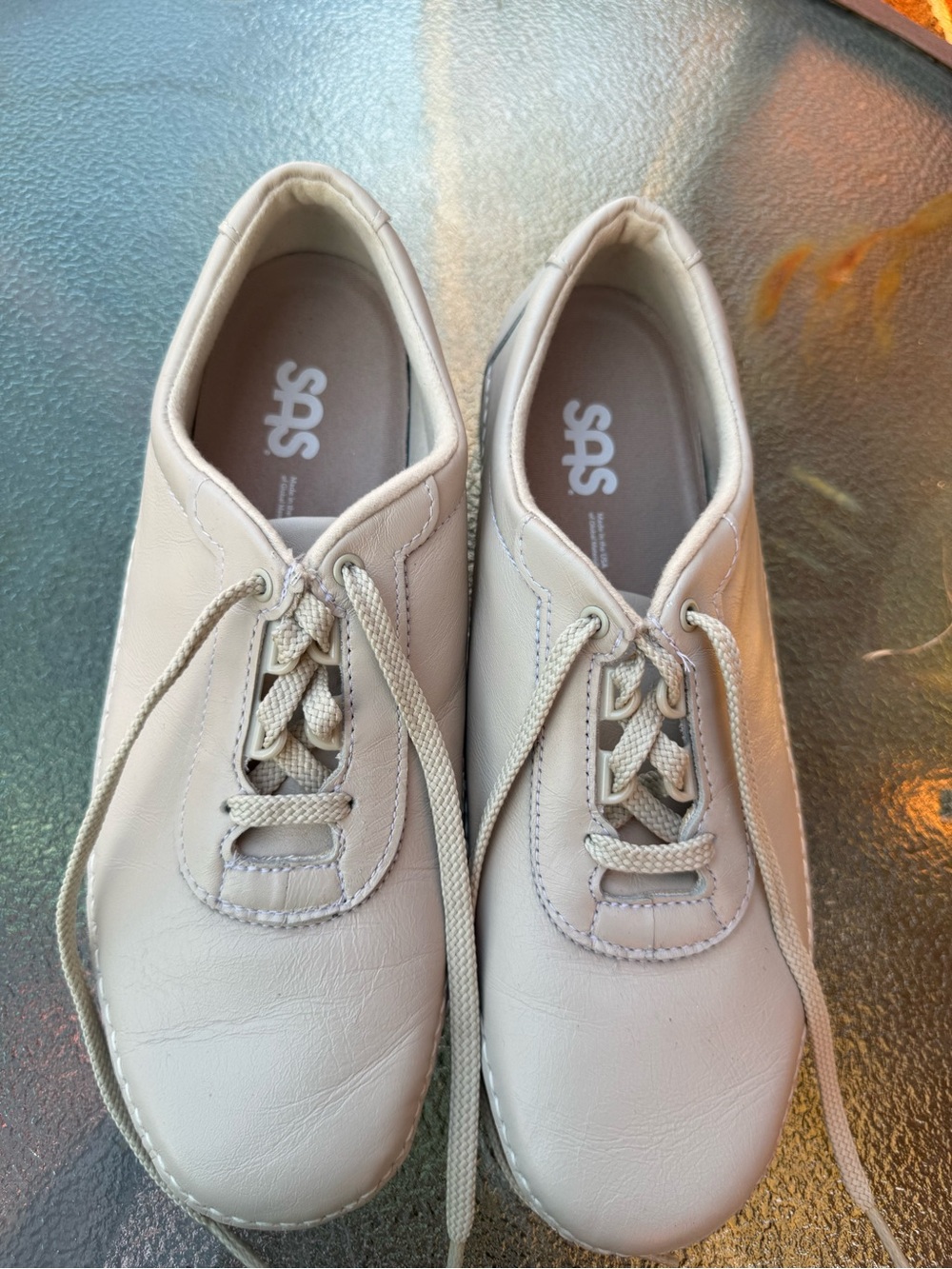 SAS Women's Lace-Up Comfort Sneakers in Light Beige